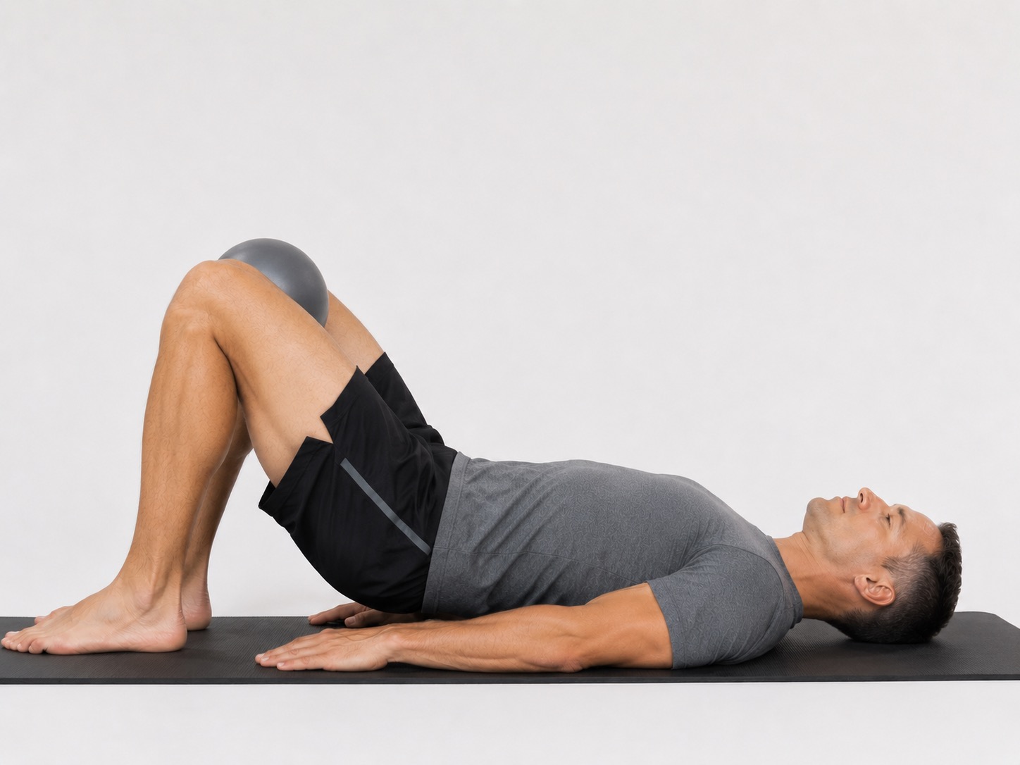 Compression isométrique des adducteurs — pubalgie